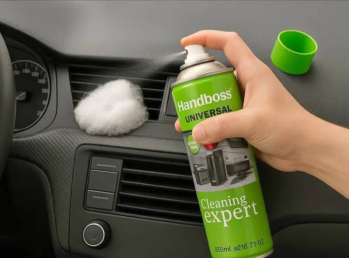 la mousse nettoyante pour l interieure des voiture FOAM CLEANER